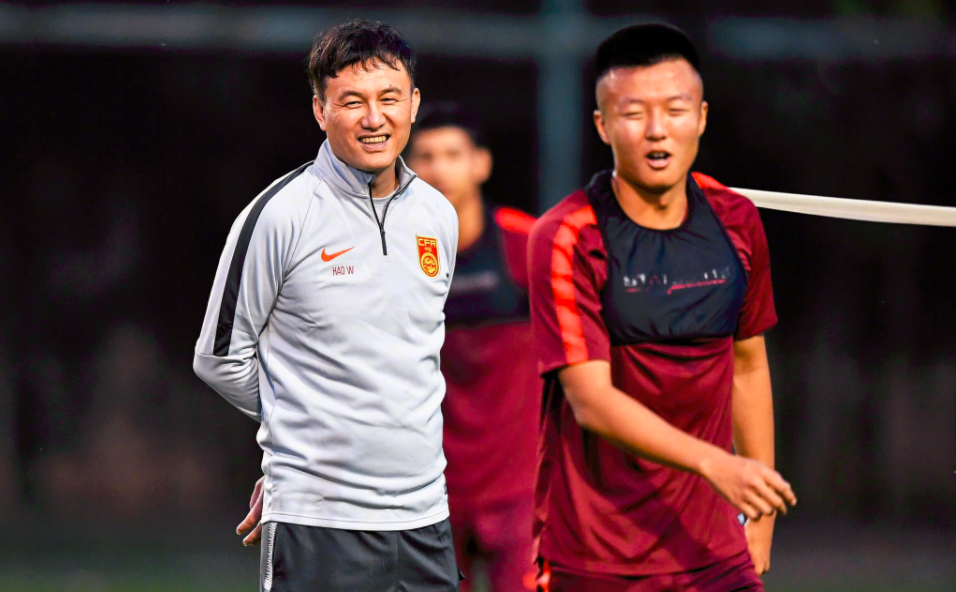  阿巴兹完整歌词 