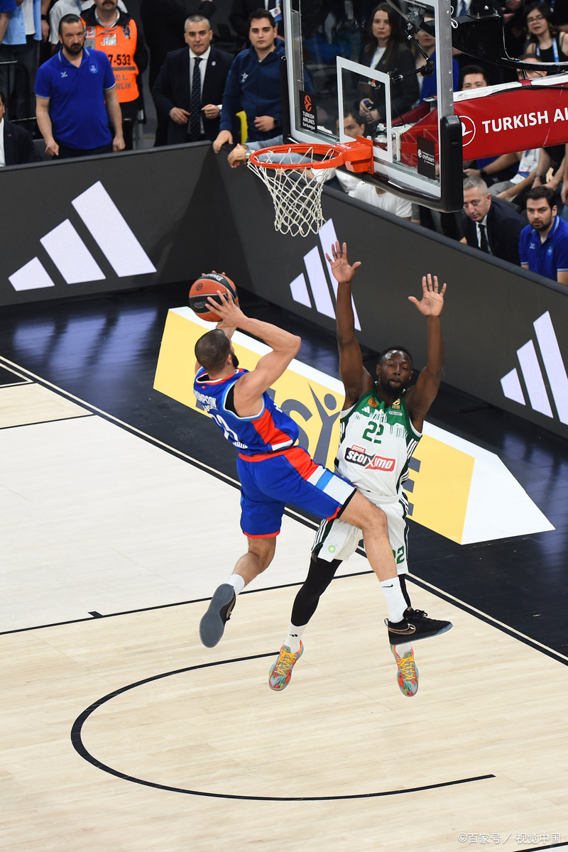 英雄联盟比赛 -关于冲刺阶段NBA季后赛传出新动向，马赛门线救险，管理层表态：质疑声仍在，细节决定成败的信息