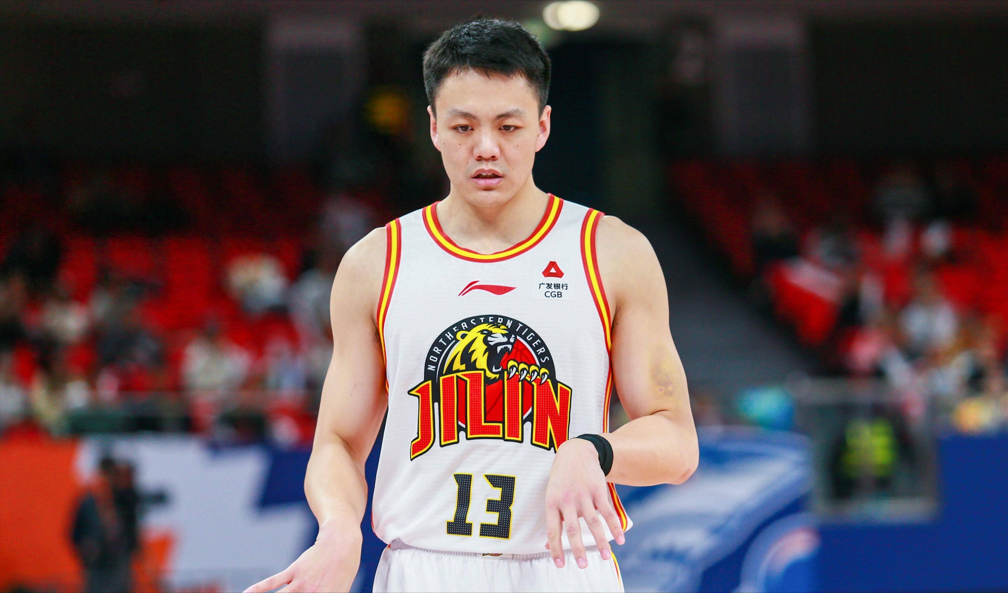 欧联倒计时;广厦男篮加时末段伤情更新;细节引发关注;震撼外界;球探报告显示潜力的简单介绍 欧联倒计时;广厦男篮加时末段伤情更新;细节引发关注;震撼外界;球探报告显示潜力的简单介绍