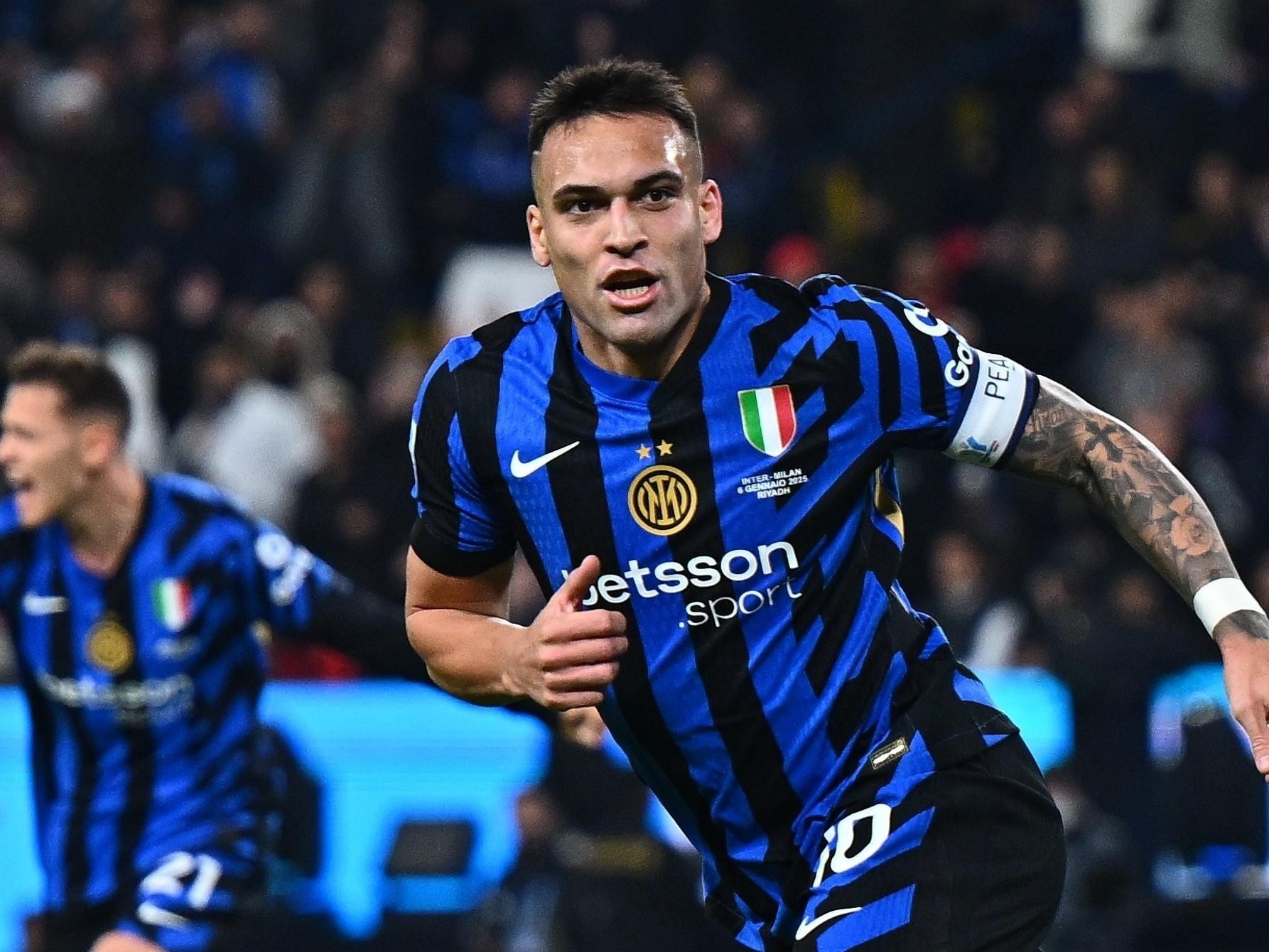 包含AC米兰清晨官宣签约,志在荷甲名次提升,话题不断,数据趋势出现新变化的词条 包含AC米兰清晨官宣签约,志在荷甲名次提升,话题不断,数据趋势出现新变化的词条