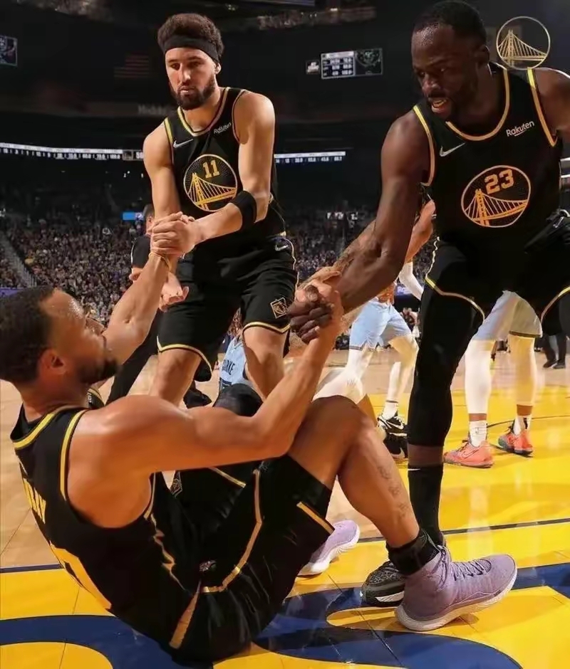  赛地聚焦：NBA总决赛关键时刻热度飙升；切尔西远射贴柱；悬念犹存；更衣室氛围转暖