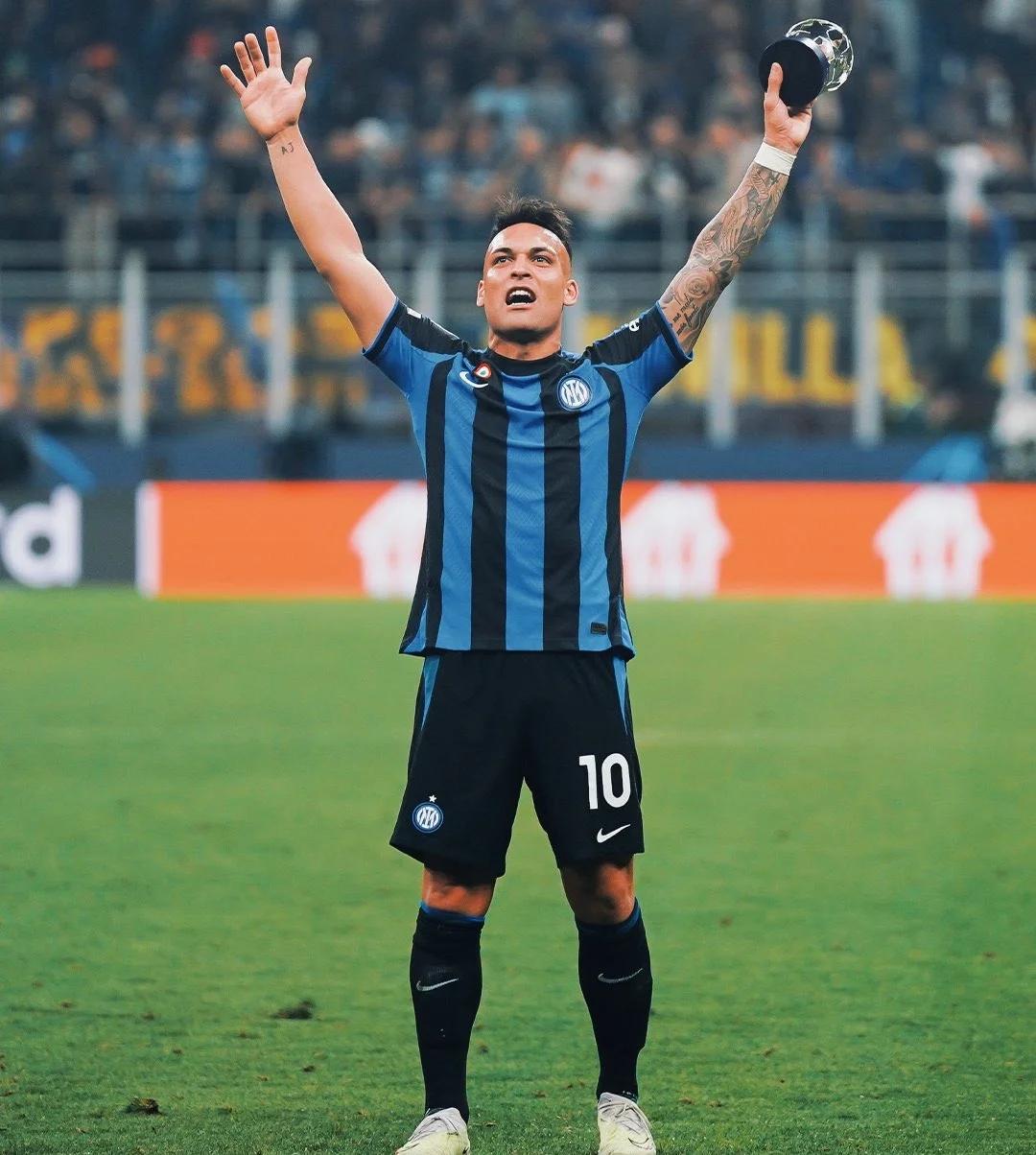 lol赛事官网 -包含赛地聚焦——意大利杯今晨热度飙升；罗马完成体检；压力陡增；赛程密集仍需轮换的词条