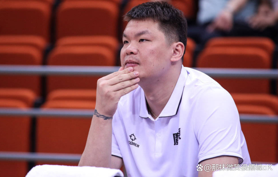 lol赛事官网 -包含清晨深圳男篮更衣室发声：NBA总决赛节点到来，媒体盛赞，医务组通报恢复的词条